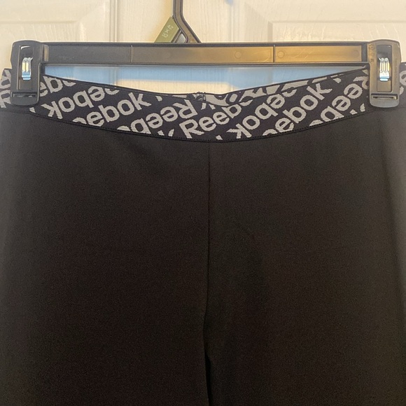 REEBOK Workout Ready Collection Black Cropped Leggings Sz L - Picture 2 of 7
